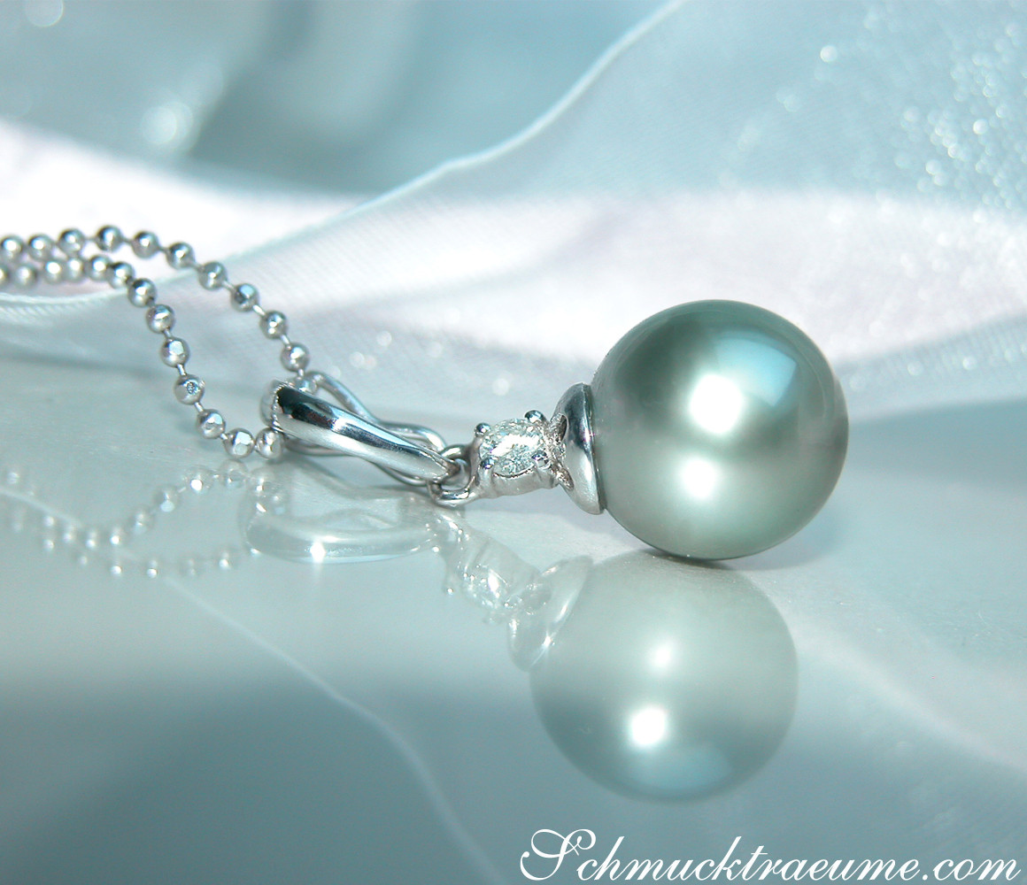 Tahitiperlen-Anhänger mit Brillant auf Kette, detailreich, elegant, in Weißgold 585 verarbeitet