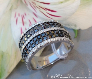 Schwarzer Diamant-Bandring in Weißgold 585, elegant und sportlich