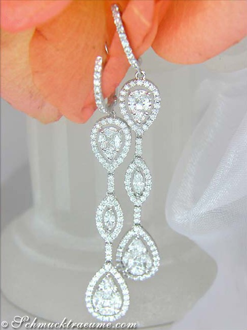 Illusion-Design Diamanten-Ohrgehänge in Weißgold 750