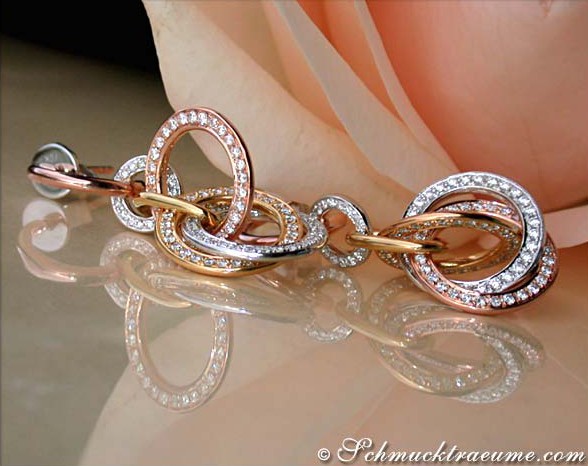 Dreifach verschlungene Brillantenkreis-Ohrhänger in Weiß-, Gelb- & Roségold 750