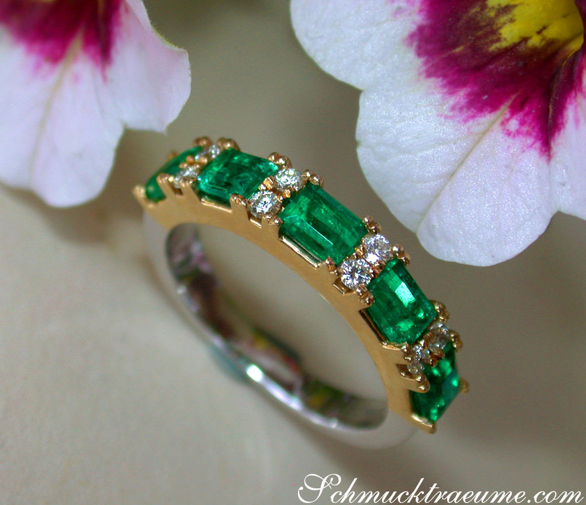 Stattlicher Smaragd Ring mit Brillanten in Bicolor Fertigung - Image 8