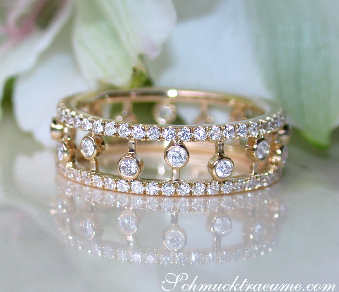 Gelbgold 585 Diamanten Memory Ring mit feinen Details und hängenden Steinen