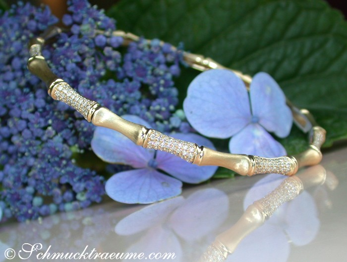 Diamant-Armreif im Bambus-Design aus Gelbgold 585 mit 0.740 Karat W SI1/2 Diamanten