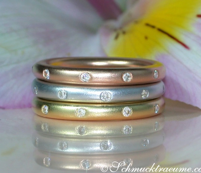 Drei Brillanten Ringe im Sternenhimmel Design - Image 1 Drei Brillanten Ringe im Sternenhimmel Design - Image 1