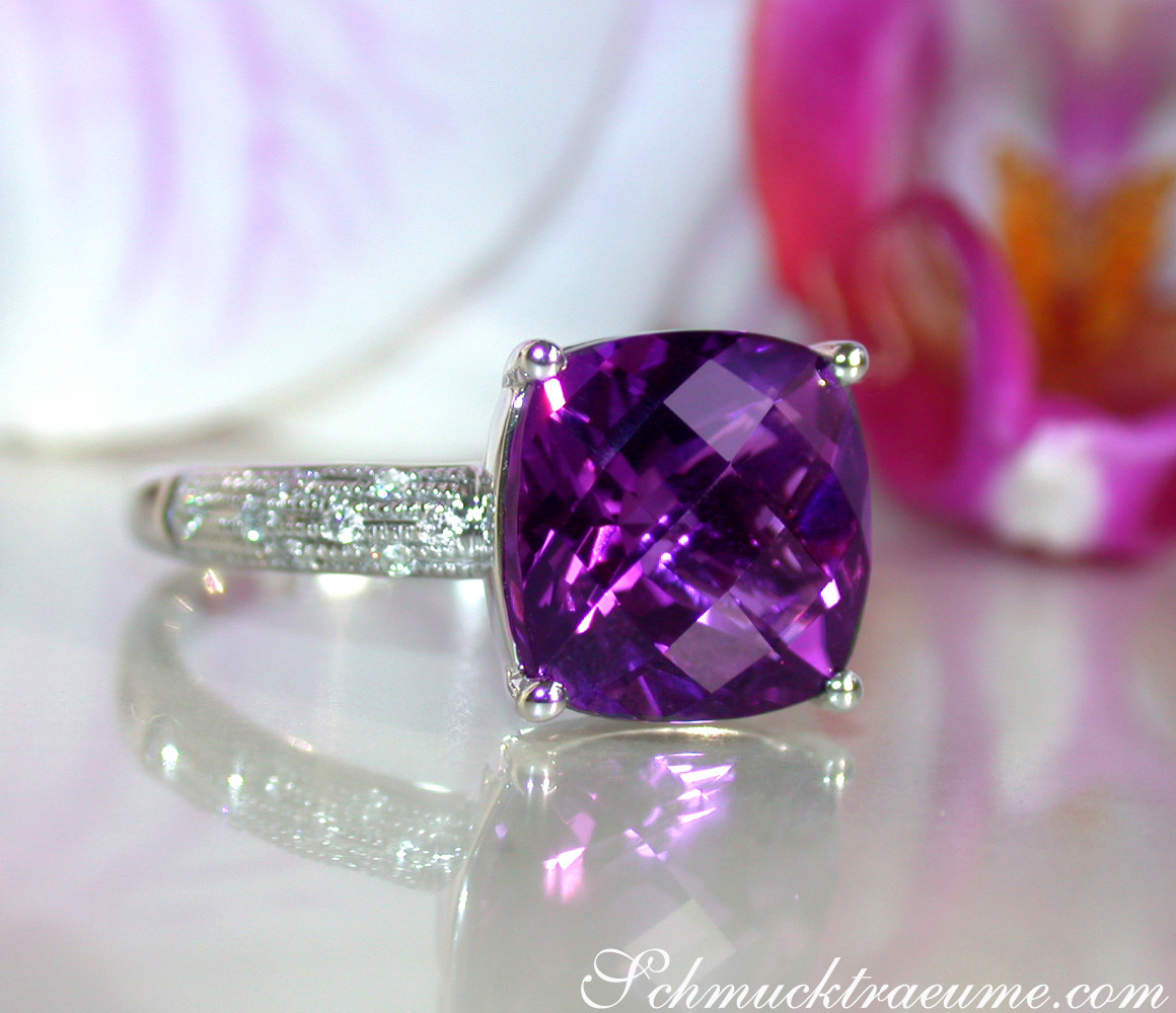 Charmanter Amethyst Ring mit Diamanten - Image 8