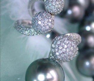 Auffallender Tahitiperle-Ring mit Diamanten in Weißgold 750