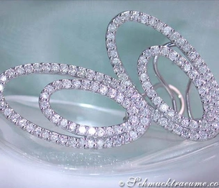 Glänzende Brillanten-Ellipsen-Ohrstecker aus Weißgold 585
