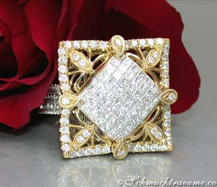 Goldener Ring mit Princess-Diamanten und verzierten Details