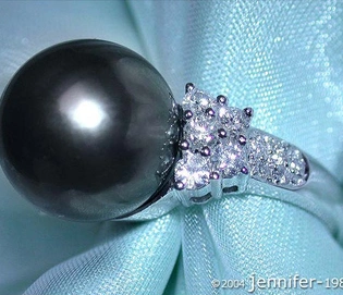 Tahitiperlenring mit 0.780 Karat Diamanten in Weißgold 750