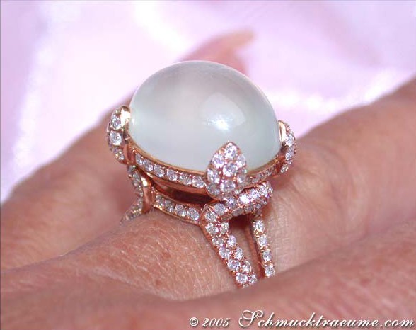 Prächtiger Mondstein Ring mit Brillanten - Image 5