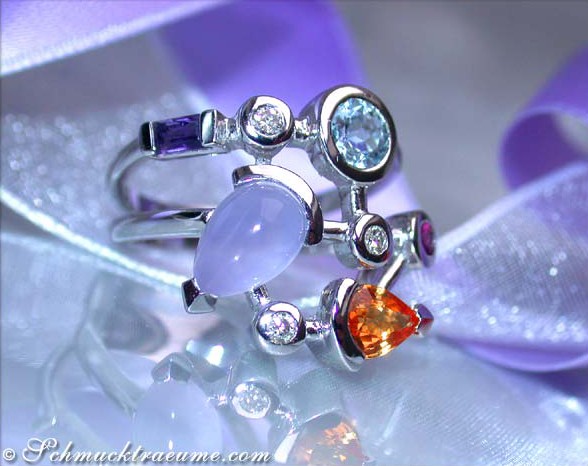 Weißgold-Ring mit Multicolor-Edelsteinen und Brillanten, Detailansicht
