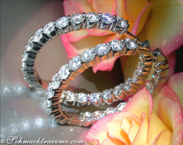 Hochkarätige Brillanten Creolen (9,06 ct.) in Weißgold mit funkelnden Diamanten