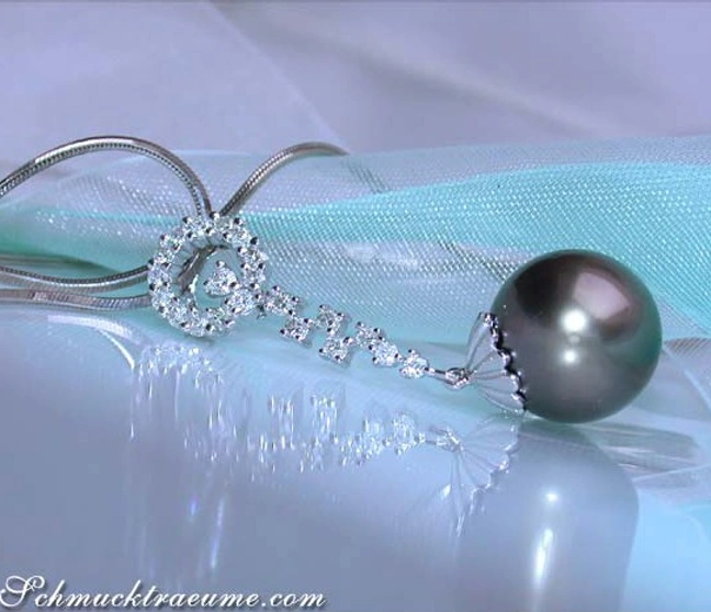 Wundervoller Tahitiperle Anhänger mit Brillanten - Image 1 Wundervoller Tahitiperle Anhänger mit Brillanten - Image 1