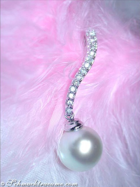 Südseeperlen-Anhänger mit Brillanten in Weißgold 585