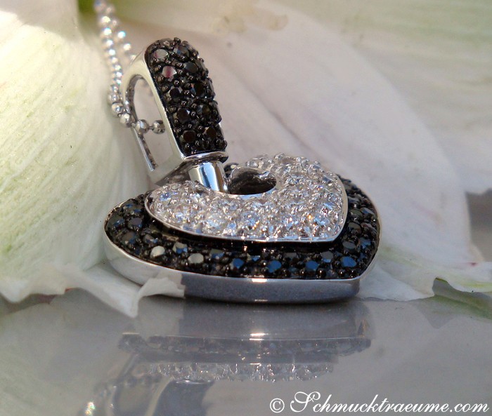 Interessanter Herz Anhänger mit schwarzen Diamanten & Brillanten - Image 4