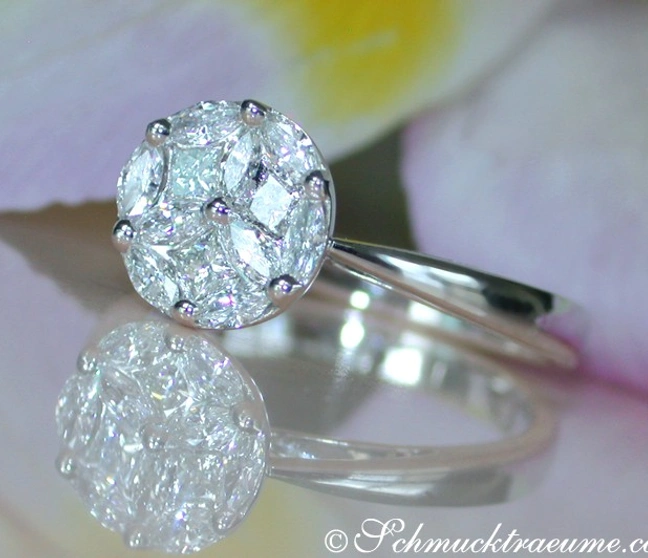 Feinster Diamanten Ring im Illusion Design - Image 1 Feinster Diamanten Ring im Illusion Design - Image 1