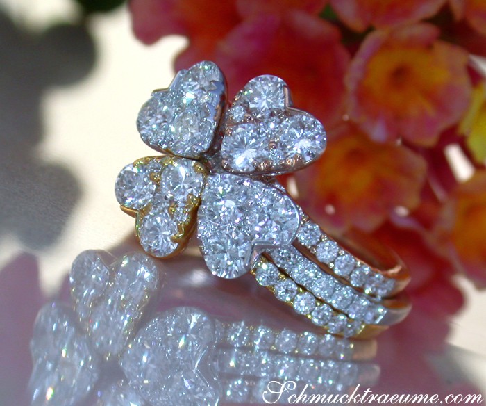 Herzformige Diamantringe in Weißgold, 1.750 Karat TW VS