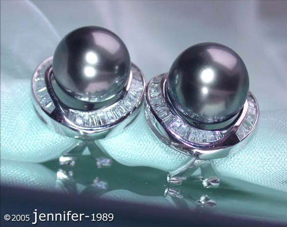 Tahitiperlen-Ohrstecker mit Diamanten in Weißgold 585