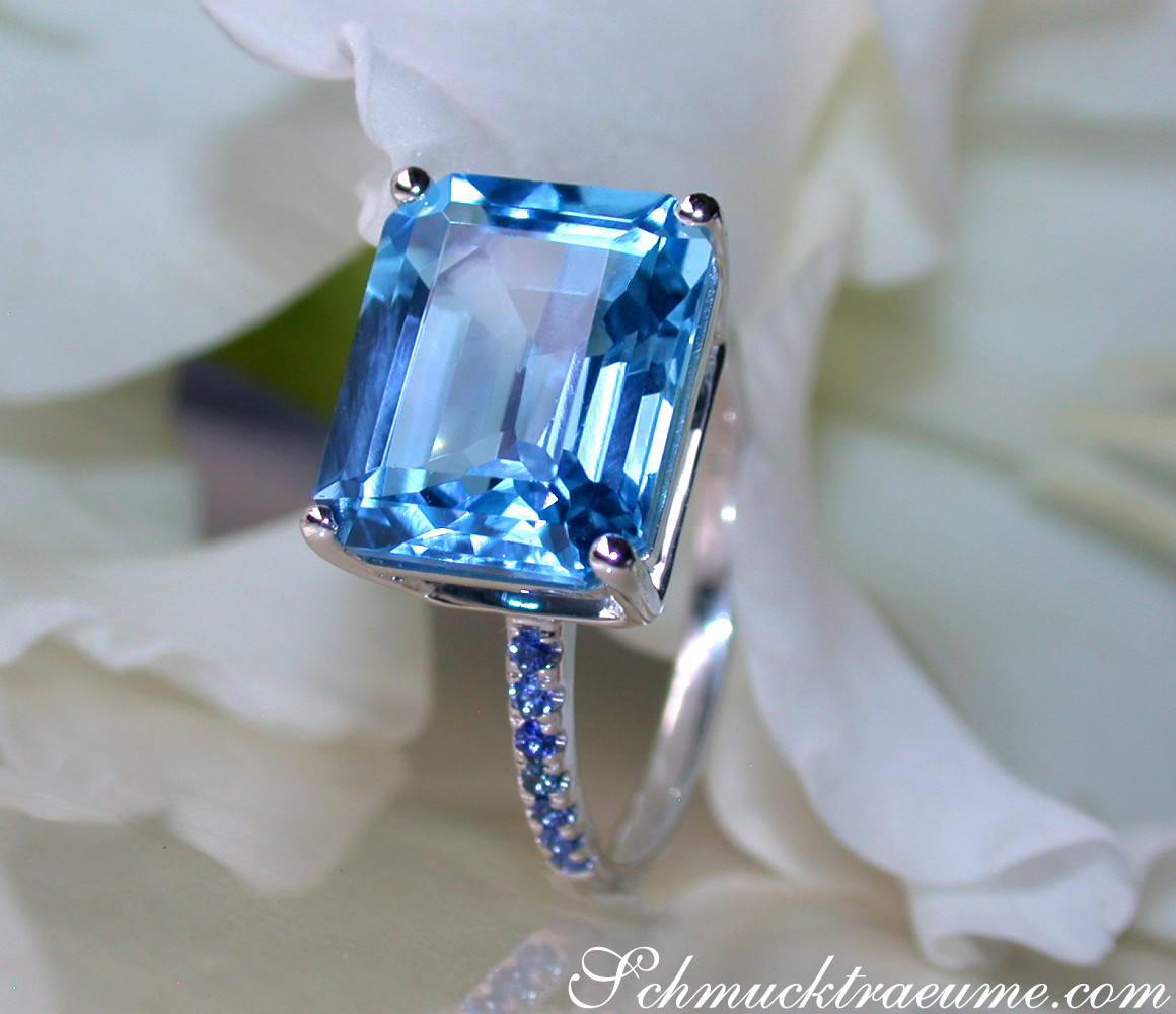 Auffallender Blautopas Ring mit Saphiren - Image 4