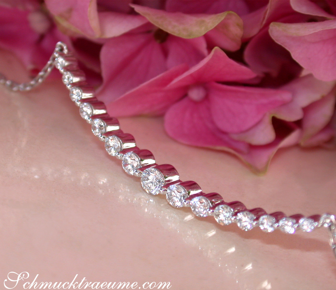 Brillanten Halskette "Schwebender Diamant" - Image 8