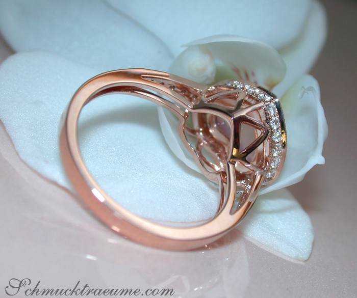 Rosenquarz Herz Ring mit Brillanten in Roségold 750, Detailaufnahme