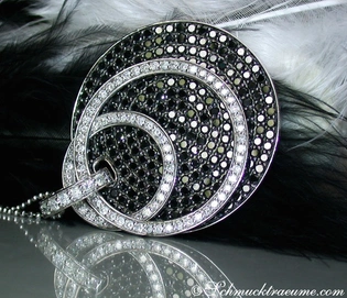 Staatslicher Clip-Anhänger aus Weißgold 750 mit schwarzen und weißen Diamanten