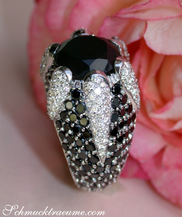 Opulenter Onyx Ring mit schwarzen & weißen Diamanten - Image 6