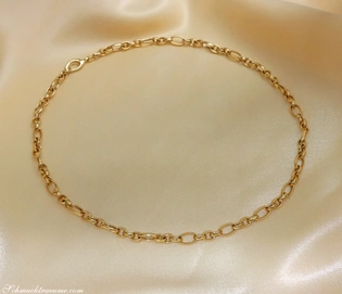 Gold Pur: Elegant gelbgoldenes Glieder-Collier mit runden und ovalen Gliedern