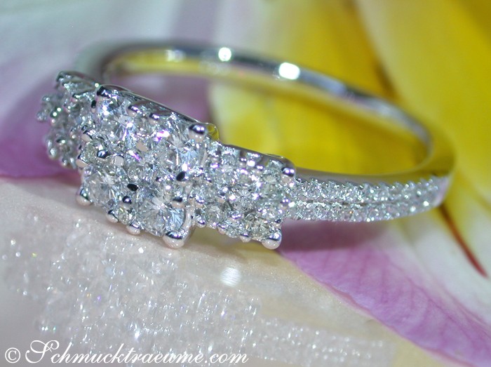 Bezaubernder Brillanten Carré Ring - Image 3