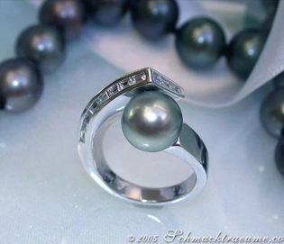 Tahitiperlen-Ring mit Diamanten - Schmucktraeume.com
