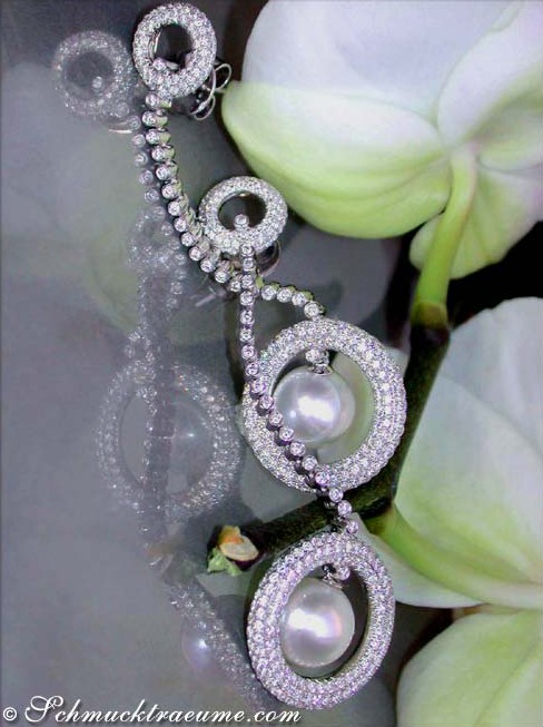 Ausgesuchte Südseeperlen Ohrgehänge mit Brillanten (7 cm) - Image 4