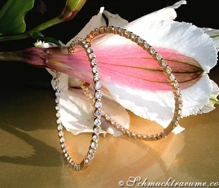 Riesige Brillanten Creolen in Gelbgold 585, 3.870 Karat, W SI