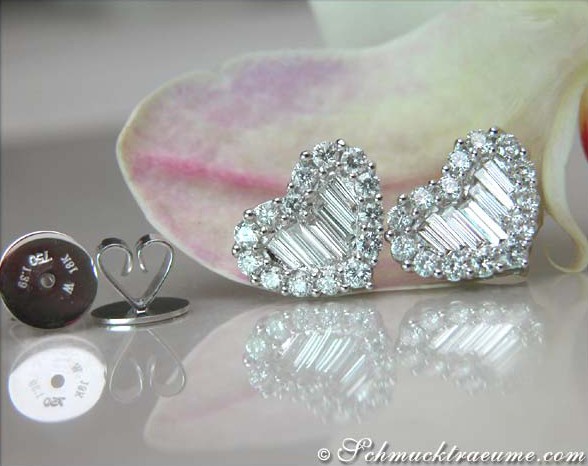 Exquisite Brillanten Herz Ohrstecker mit Baguette Diamanten - Image 3