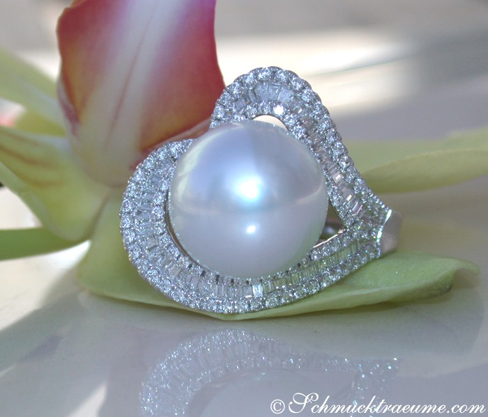 Traumhafter Südseeperle Ring mit Brillanten im Herz-Design - Image 3