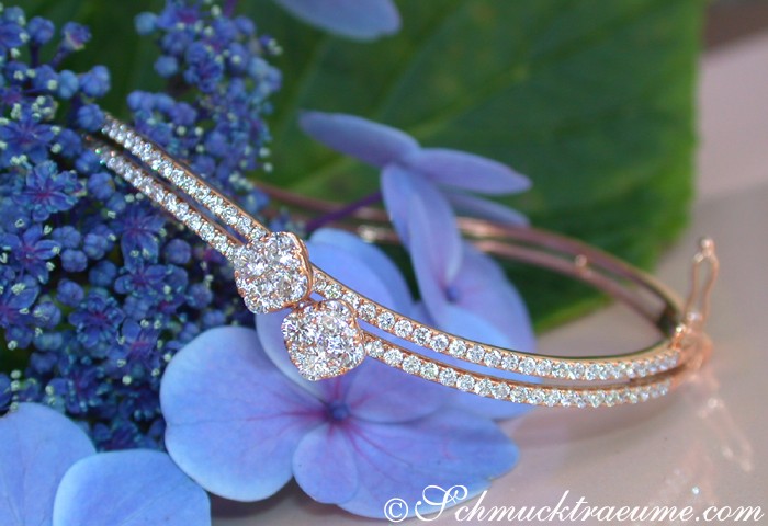Sanfter Brillantenarmreif mit Roségold und Diamanten, Detailaufnahme