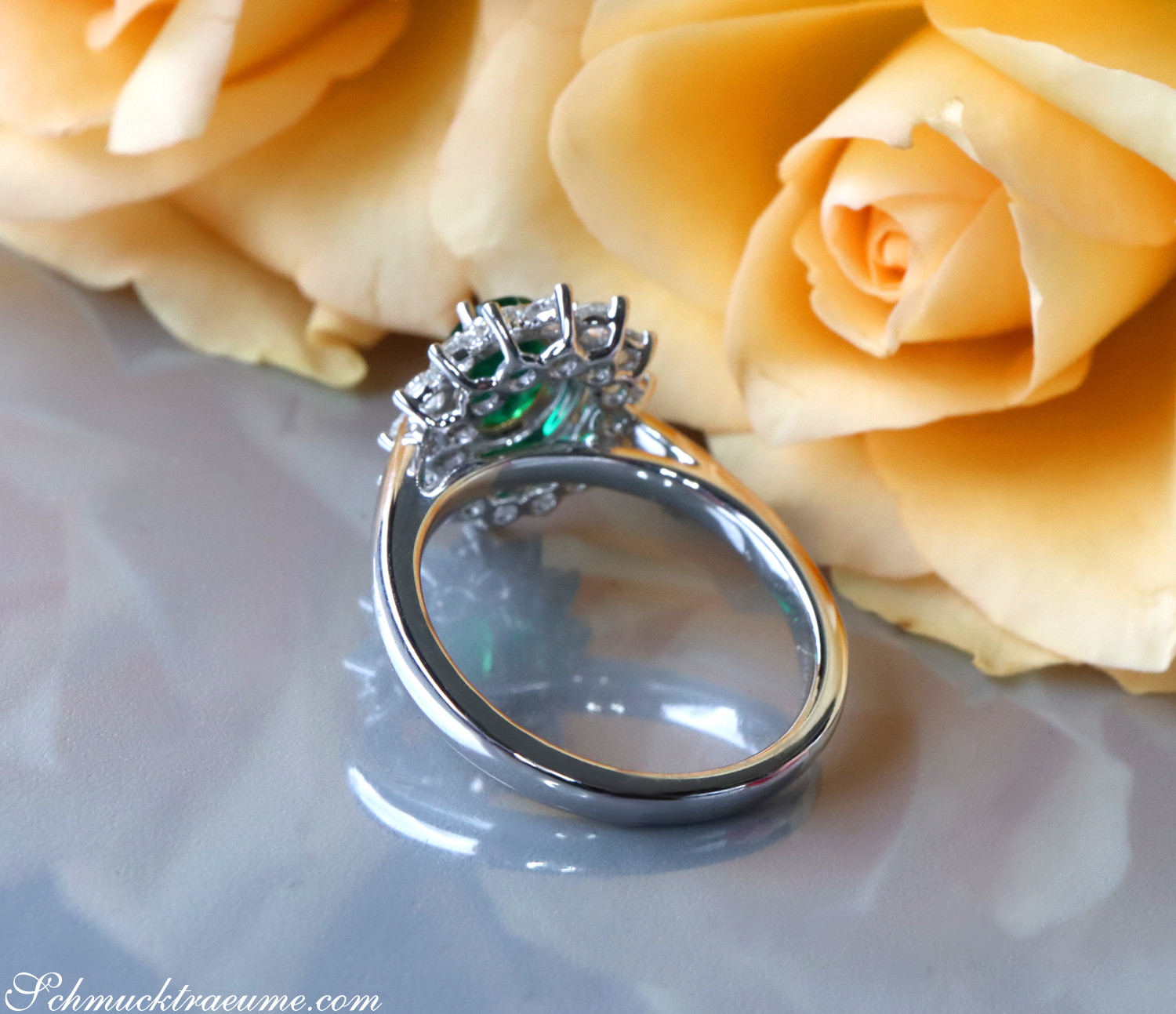 Prachtvoller Smaragd Ring "Entourage" - Image 12