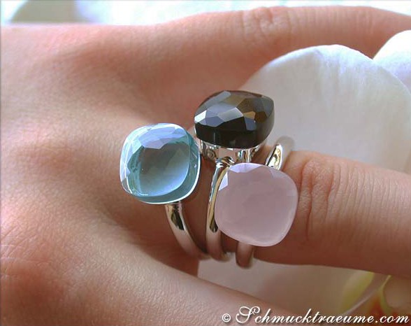 Zitronenquarz-Ring mit klaren Linien und Farbbrillanz auf Hand