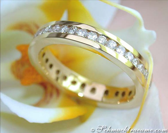 Brillanten-Memory-Ring in Gelbgold 750 mit funkelnden Diamanten