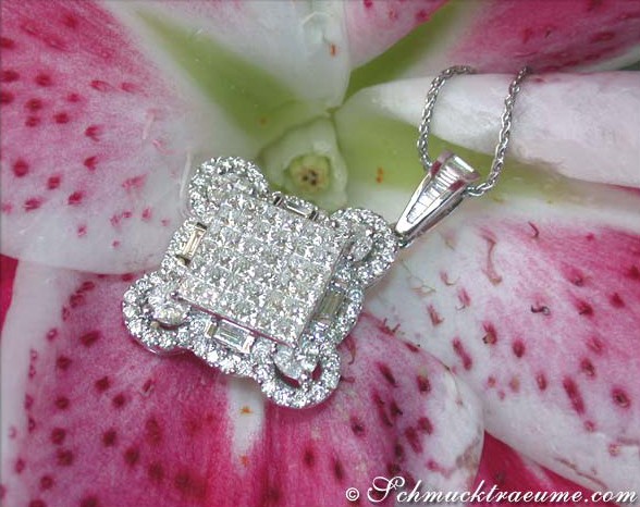 Diamant-Anhänger mit 5 Schliffarten in 2.020 Karat TW VS