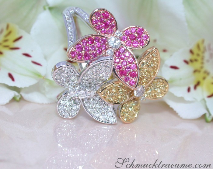 Schmetterling-Ring aus Gold mit Saphiren, Rubinen und Diamanten