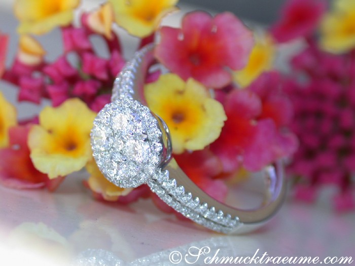 Klassischer Brillant-Ring mit 0.550 Karat Diamant in Weißgold 750