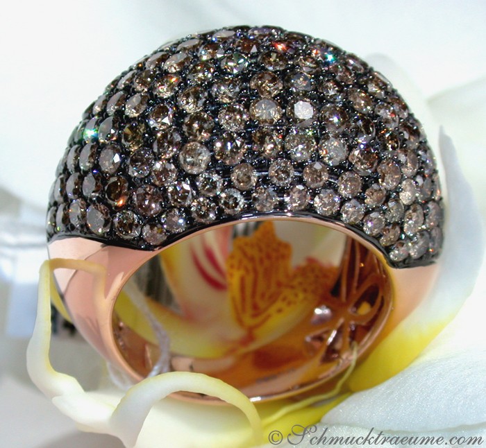 Stattlicher naturbrauner Brillanten-Dome-Ring in Roségold 585