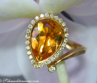 Gelbgold 750 Citrin-Ring mit Diamanten, Traumfarbe und klarer Linie