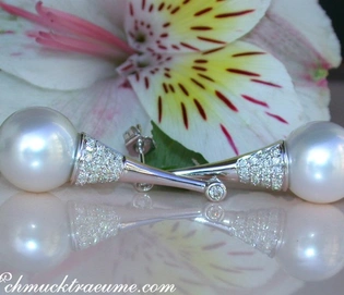 Südseeperlen-Ohrstecker mit Brillanten in Weißgold 585