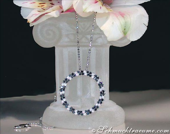 Edler Kreis Anhänger mit schwarzen & weißen Diamanten - Image 4