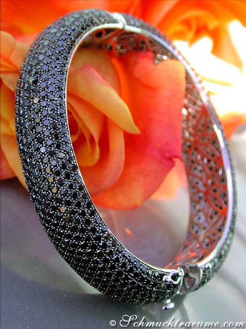 Stattlicher schwarze Diamanten Armreif (23,60 ct.) - Image 4