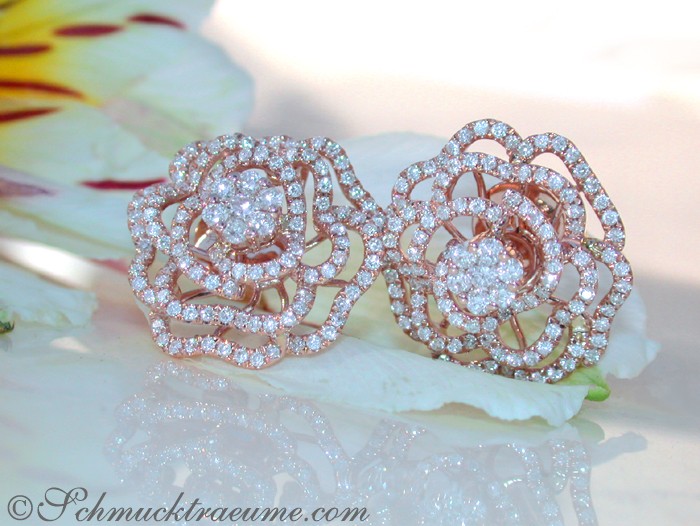 Feinste Brillanten Ohrstecker im Rosen Design - Image 7