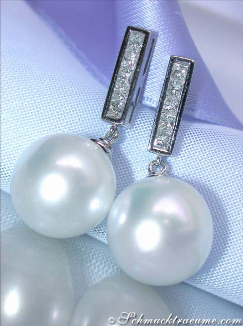 Weißgold 750 Ohrstecker mit großen Südseeperlen und Diamantstäben