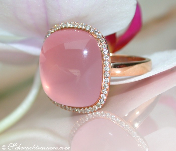 Rosenquarz-Ring in Roségold mit Diamanten