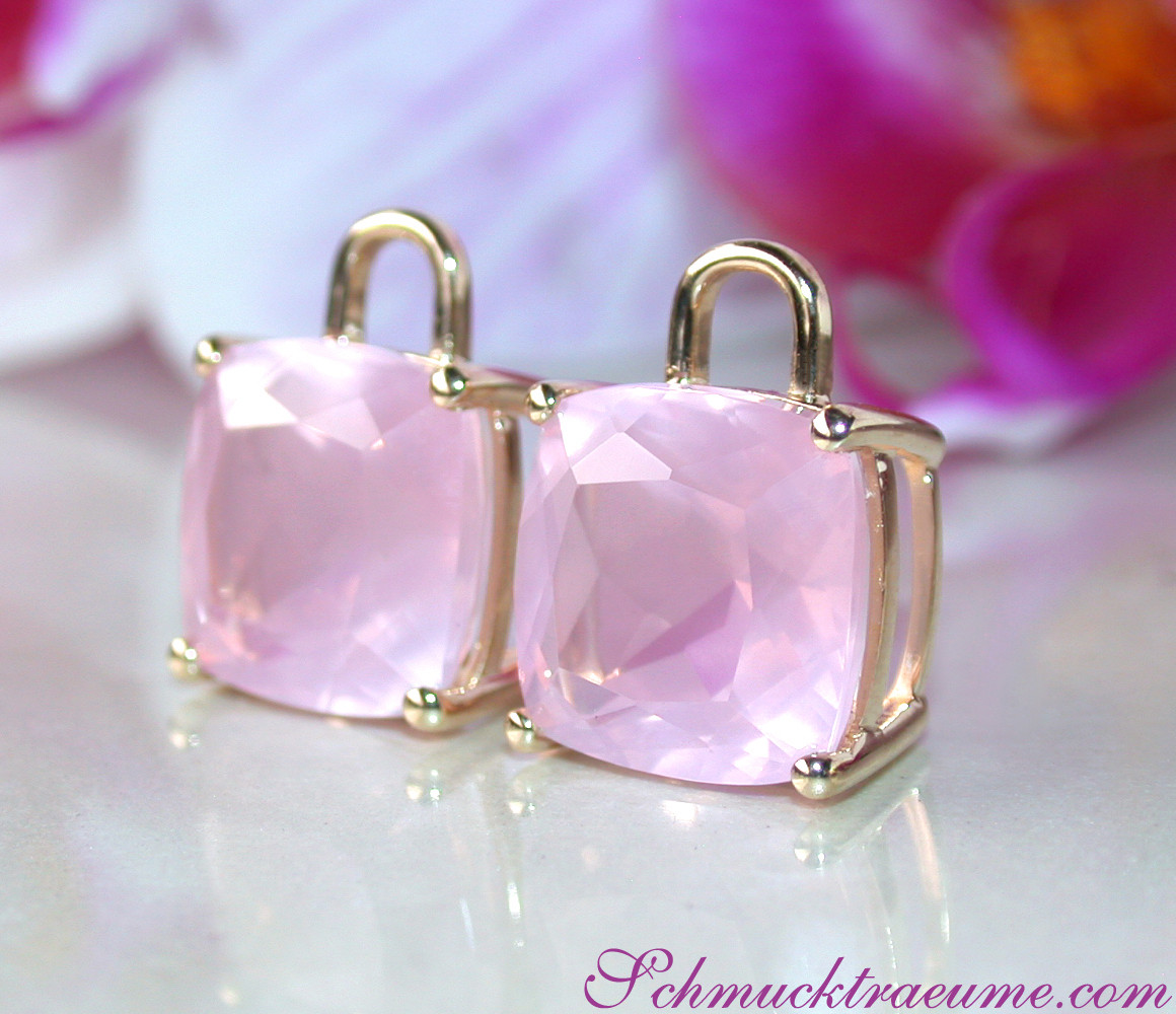 Gelbgold 585 Ohrringe mit rosa Rosenquarz in Kissenform, Detailansicht